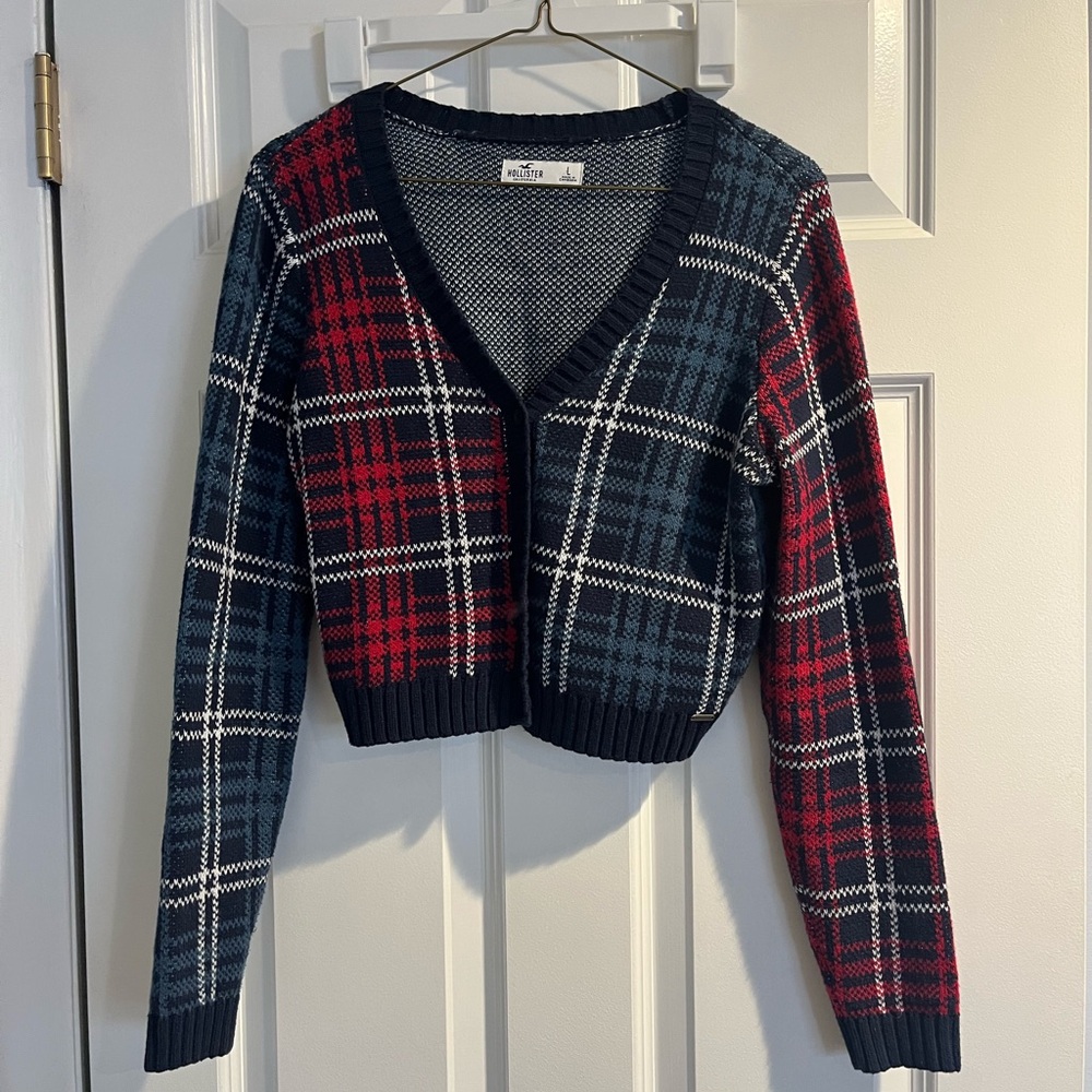 Hollister plaid cropped cardigan 💙❤️